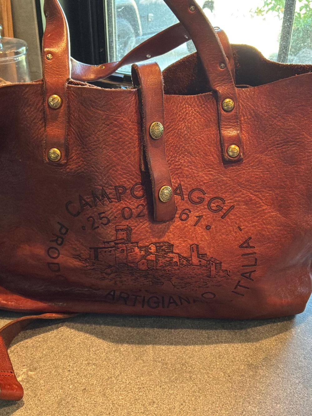 Campomaggi signature style tote leather purse with Campomaggi logo